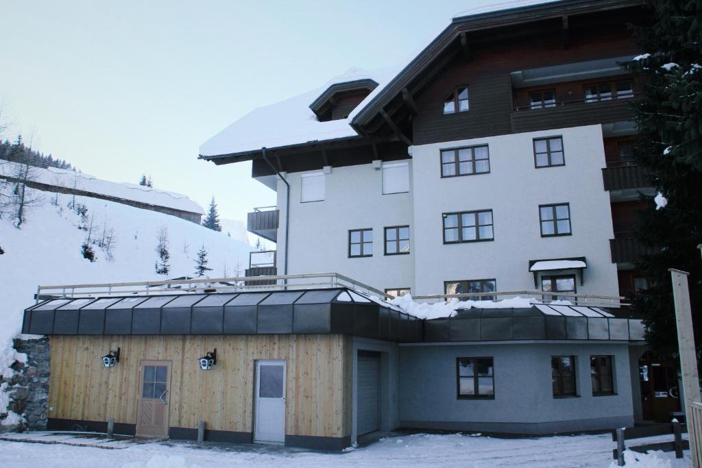Apartment Margret Im Haus Sonnleitn Sonnenalpe Nassfeld Dış mekan fotoğraf